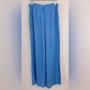 PrettyLittleThing Blue Wide-leg Pants with Side Slit size US 8. In perfect shape